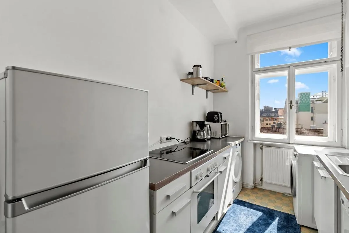 3 Min To U3 Neubaugasse I Fast Wifi Apartment Vienna Austria