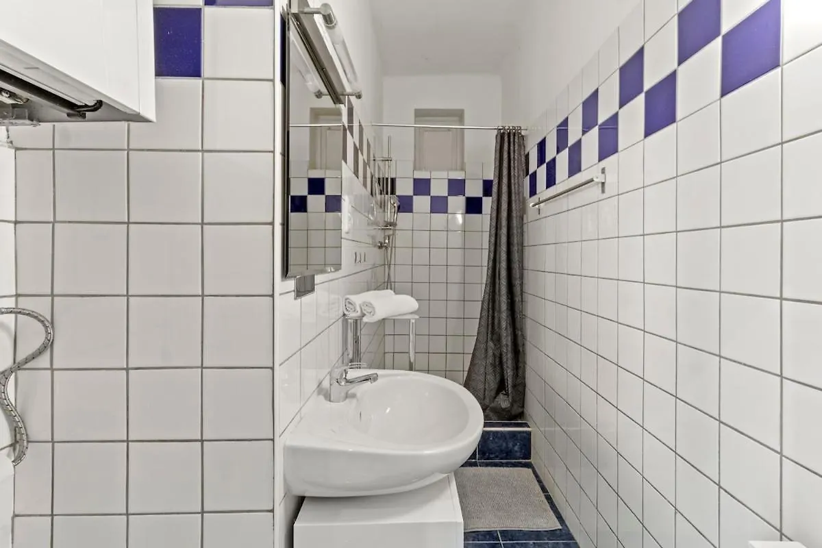 3 Min To U3 Neubaugasse I Fast Wifi Apartment Vienna Austria