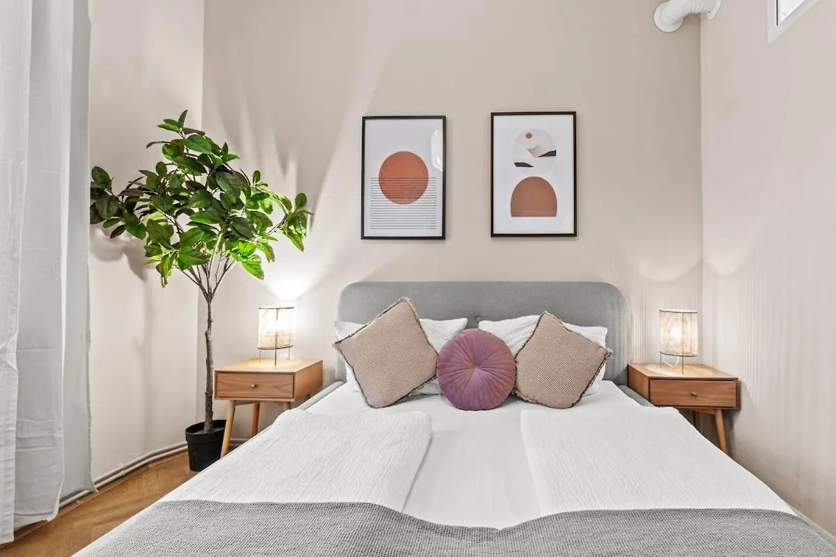 3 Min To U3 Neubaugasse I Fast Wifi Apartment Vienna
