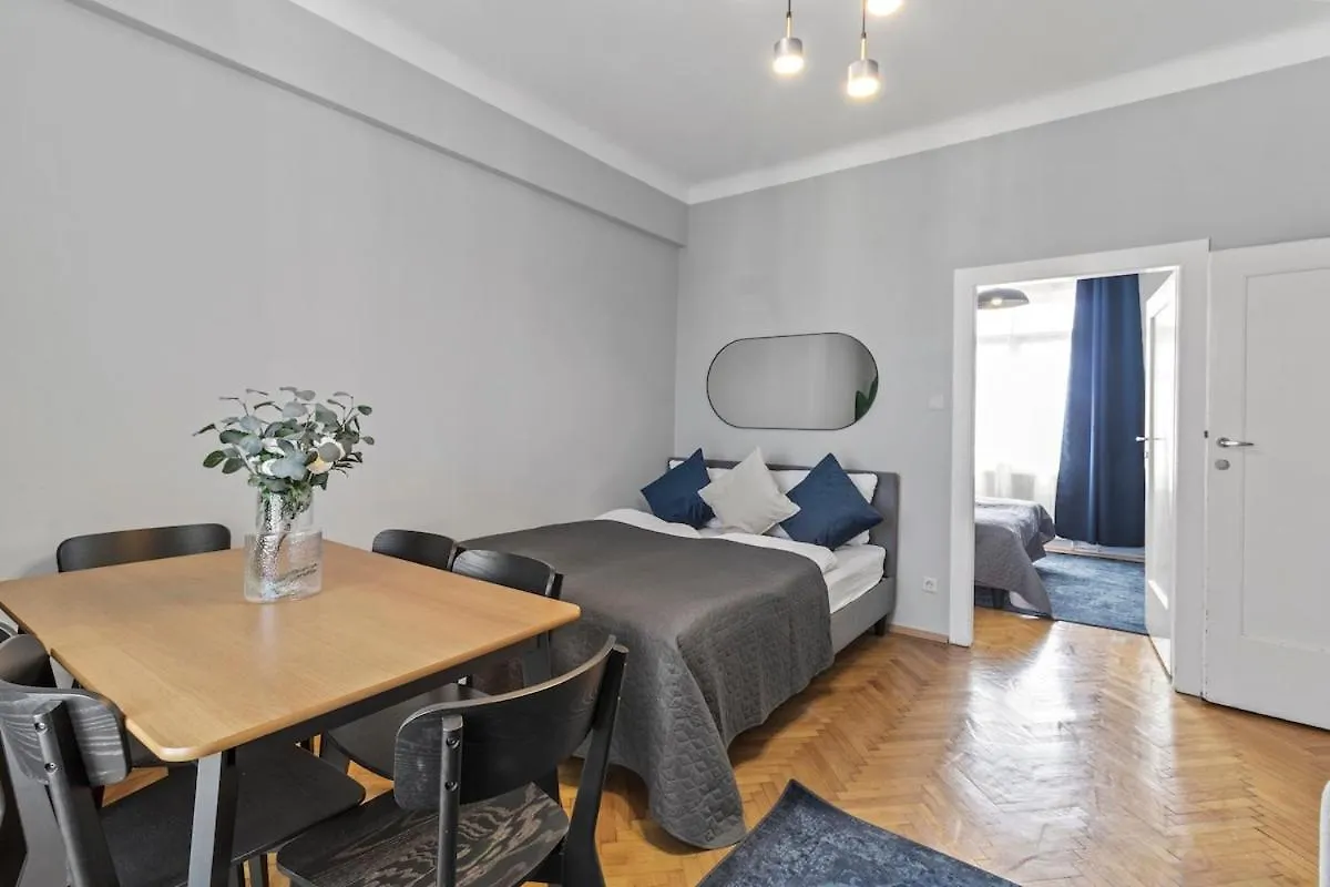 3 Min To U3 Neubaugasse I Fast Wifi Apartment Vienna