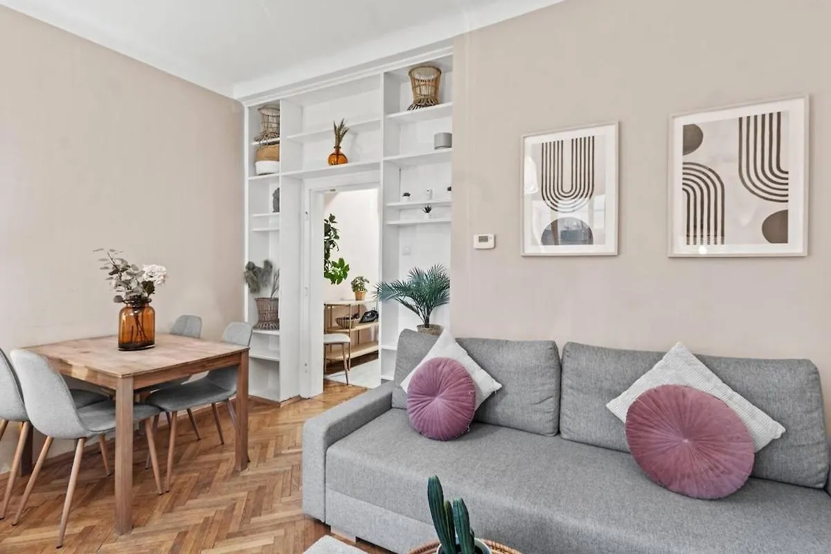 3 Min To U3 Neubaugasse I Fast Wifi Apartment Vienna