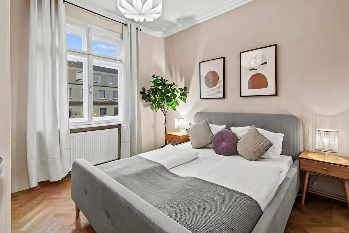 3 Min To U3 Neubaugasse I Fast Wifi Apartment Vienna